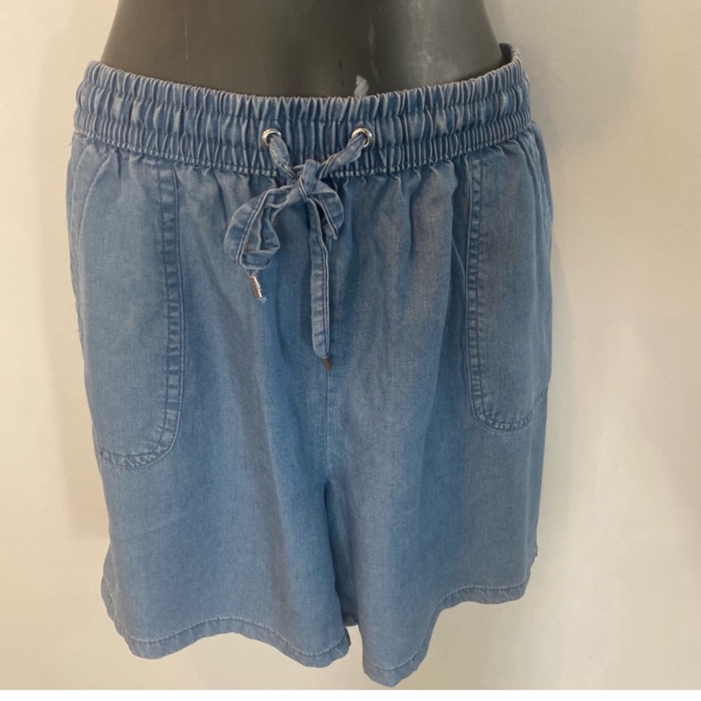 Jones New York Light Blue High Waist Denim-Look Shorts